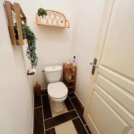 Charmante Maison, 3 Et Parking, Дом отдыха