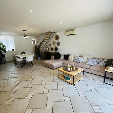Дом отдыха Charmante Maison, 3 Et Parking,